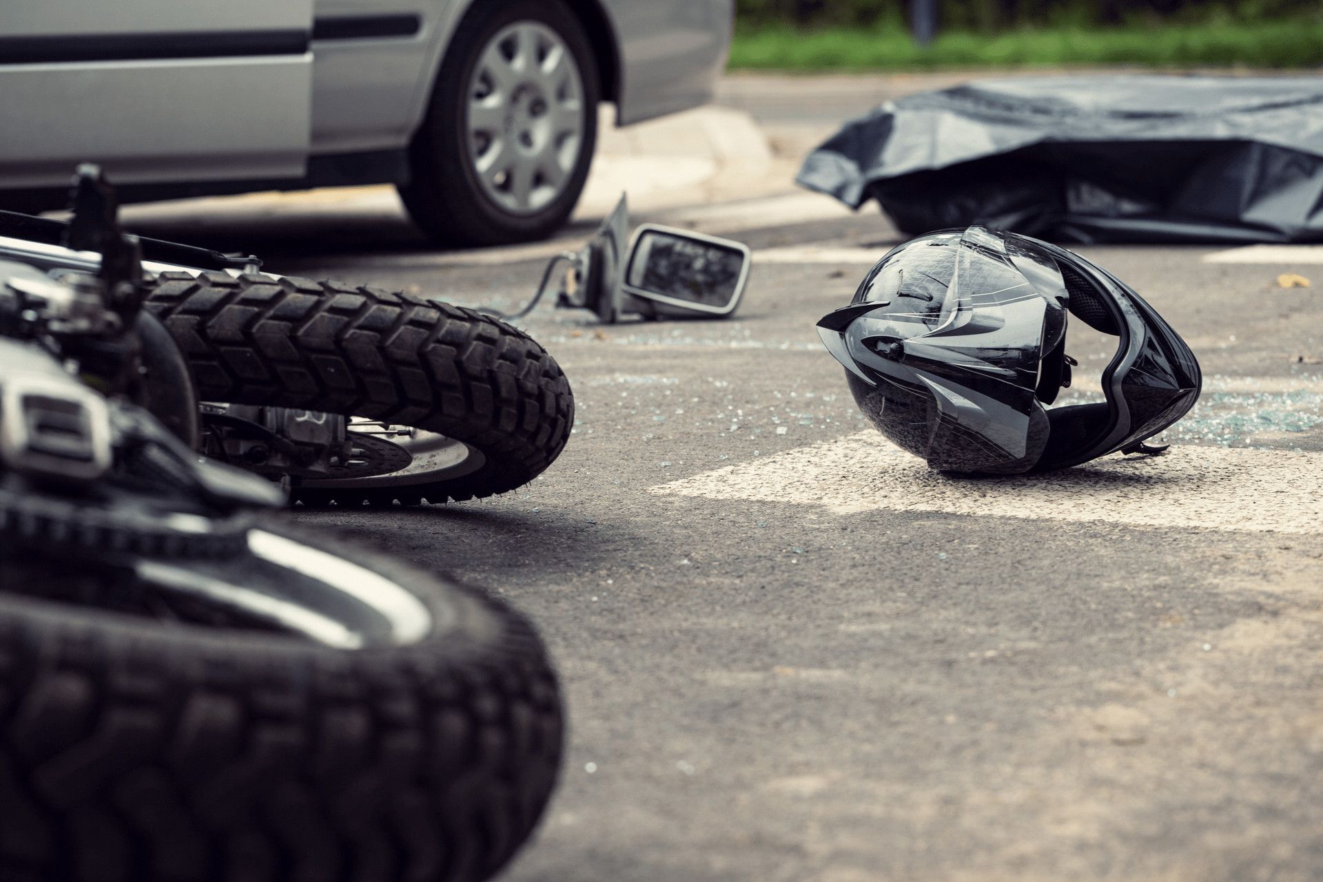 Four Vehicle Car Accident Kills Motorcyclist in Arlington TX